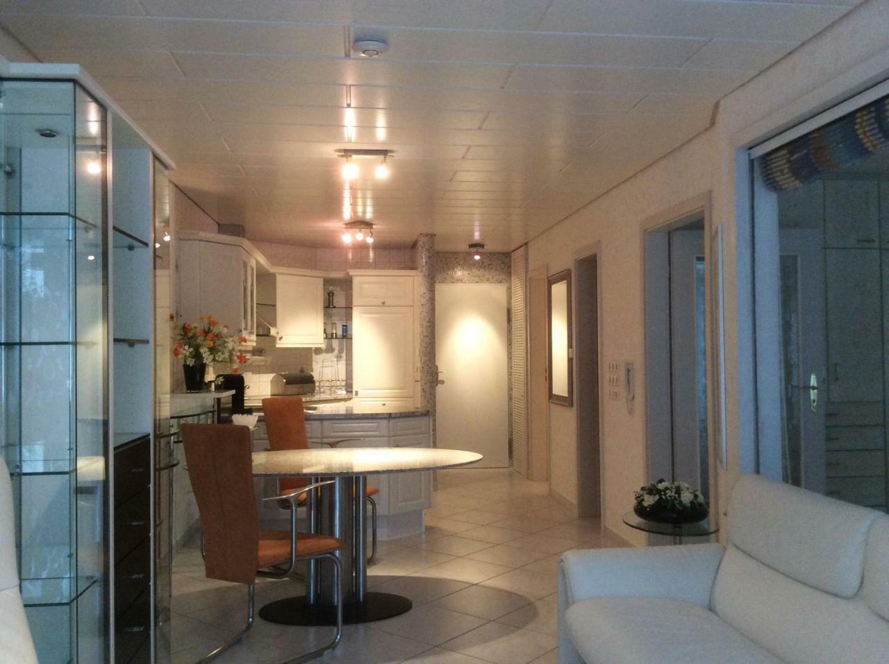 Ferien-Appartement Am Schlosssee Salem  Bagian luar foto